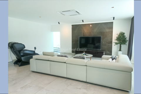 Casa de 8 dormitorios en Bang Lamung, Tailandia № 75549 - foto 10