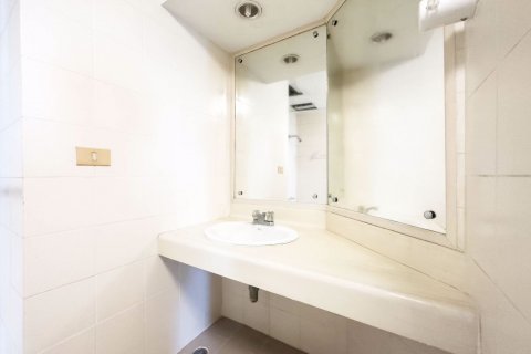 Condominio de 3 dormitorios en Bang Na, Bangkok, Tailandia № 75552 - foto 7