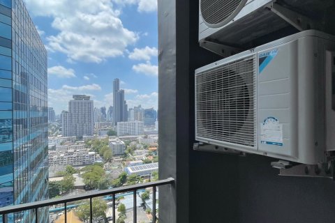 Condo in Bangkok, Thailand, 1 bedroom № 157741 - photo 17