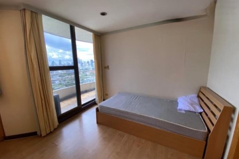 Condo in Bangkok, Thailand, 2 bedrooms  № 157736 - photo 4