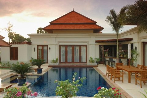 Haus in Bang Tao, Thailand 4 Schlafzimmer № 3186 - Foto 12