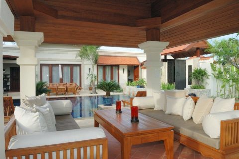 Haus in Bang Tao, Thailand 4 Schlafzimmer № 3186 - Foto 7