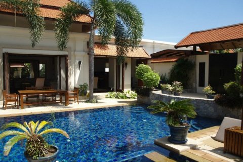 Haus in Bang Tao, Thailand 4 Schlafzimmer № 3186