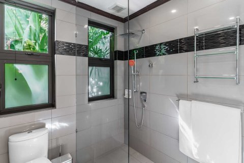 Haus in Bang Tao, Thailand 4 Schlafzimmer № 3184 - Foto 9
