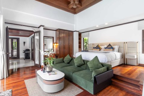 Haus in Bang Tao, Thailand 4 Schlafzimmer № 3184 - Foto 30