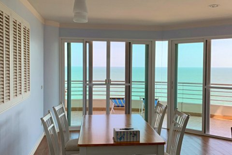Condominio de 2 dormitorios en Cha-am, Tailandia № 168821 - foto 6