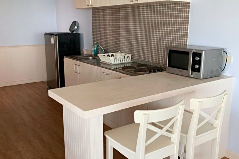 Condominio de 2 dormitorios en Cha-am, Tailandia № 168821 - foto 8