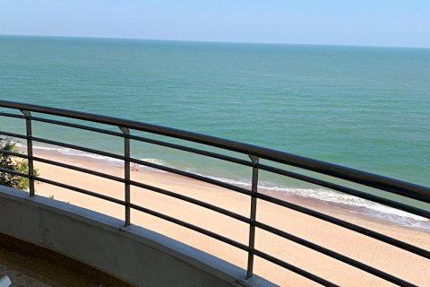 Condominio de 2 dormitorios en Cha-am, Tailandia № 168821 - foto 3