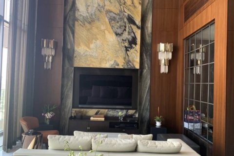 Ático de 3 dormitorios en Bangkok, Tailandia № 153953 - foto 2