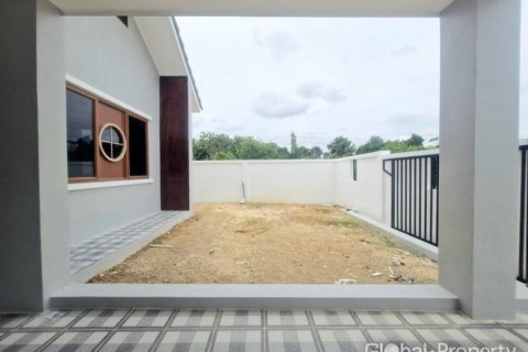 House in Pattaya, Thailand 2 bedrooms № 233299 - photo 3