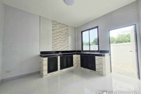 House in Pattaya, Thailand 2 bedrooms № 233299 - photo 8