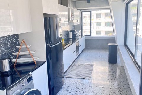 Condominio de 3 dormitorios en Bang Rak, Bangkok, Tailandia № 62776 - foto 2