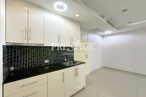 Condo in Pattaya, Thailand, 1 bedroom № 197688 - photo 6