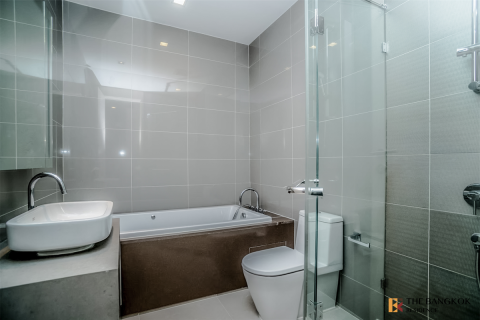Condominio de 3 dormitorios en Bangkok, Tailandia № 185807 - foto 2