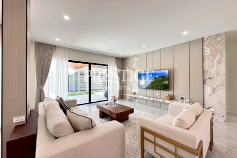 House in Pattaya, Thailand 3 bedrooms № 197512 - photo 5