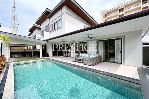 Haus in Pattaya, Thailand 4 Schlafzimmer № 197509