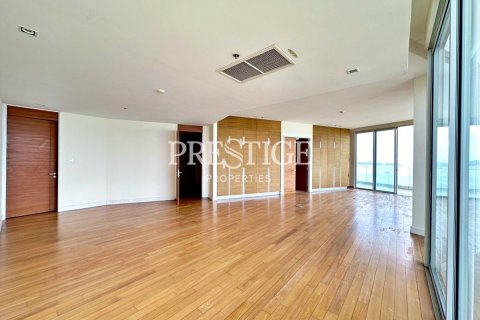 Condo à Pattaya, Thaïlande, 4 chambres № 197508 - photo 8