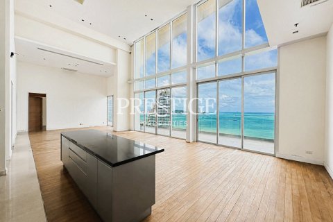 Condo à Pattaya, Thaïlande, 4 chambres № 197508 - photo 4