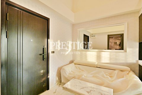 Condo in Pattaya, Thailand, 1 bedroom  № 198557 - photo 2