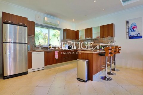 House in Pattaya, Thailand 6 bedrooms № 198554 - photo 8