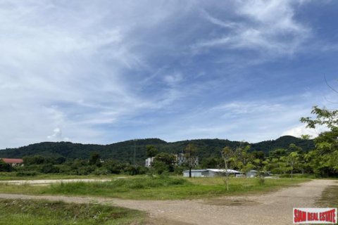 Terreno 22000 m2 en Ao Nang, Tailandia № 203080