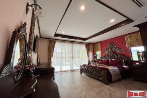 Chalet de 5 dormitorios en Ao Nang, Tailandia № 203082 - foto 3