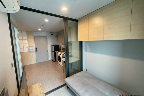 Eigentumswohnung in Bangkok, Thailand, 1 Schlafzimmer № 186148 - Foto 3