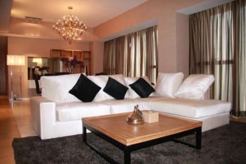 Condo in Bangkok, Thailand, 3 bedrooms № 66836 - photo 5