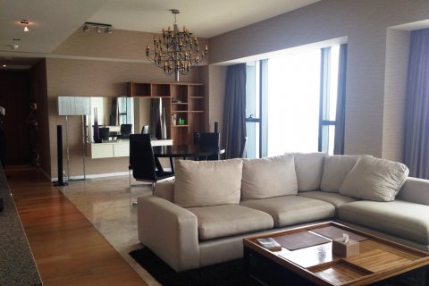 Condo in Bangkok, Thailand, 3 bedrooms № 66836 - photo 4
