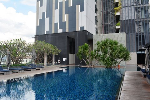 Condominio de 4 dormitorios en Bangkok, Tailandia № 66835 - foto 15