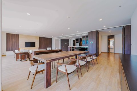 Condo in Bangkok, Thailand, 4 bedrooms № 161471 - photo 4