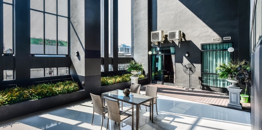 Condo à Bangkok, Thaïlande, 3 chambres  № 161473