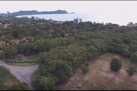 Terreno en Pattaya, Tailandia № 8233 - foto 11
