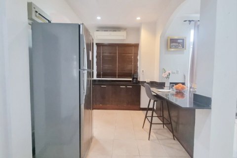 Casa de 3 dormitorios en Pattaya, Tailandia № 146465 - foto 7