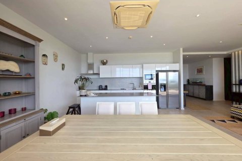 Condominio de 2 dormitorios en Bang Sare, Tailandia № 146467 - foto 13
