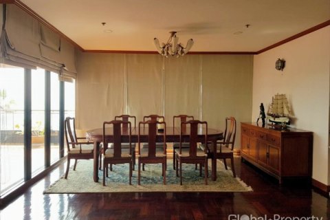 Condominio de 3 dormitorios en Pattaya, Tailandia № 163974 - foto 9