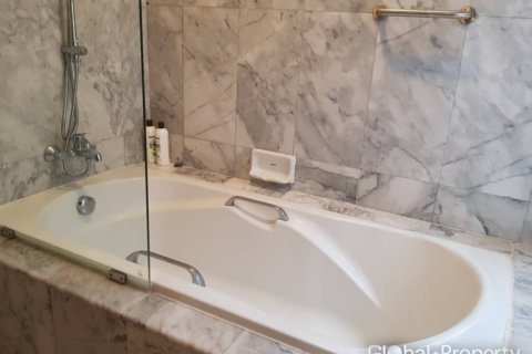 Condominio de 3 dormitorios en Pattaya, Tailandia № 163974 - foto 29