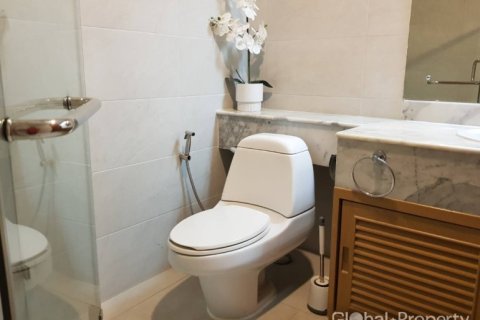 Condominio de 3 dormitorios en Pattaya, Tailandia № 163974 - foto 24