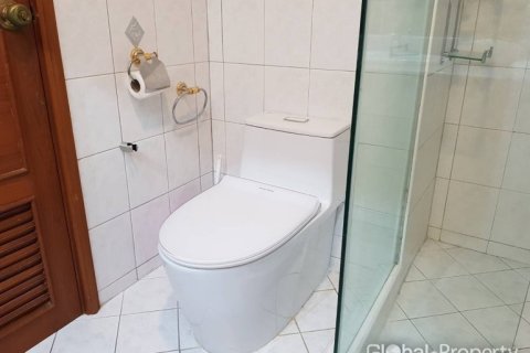 Condominio de 3 dormitorios en Pattaya, Tailandia № 163974 - foto 20