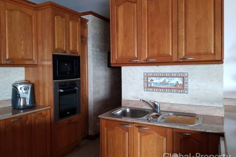 Condominio de 3 dormitorios en Pattaya, Tailandia № 163974 - foto 13
