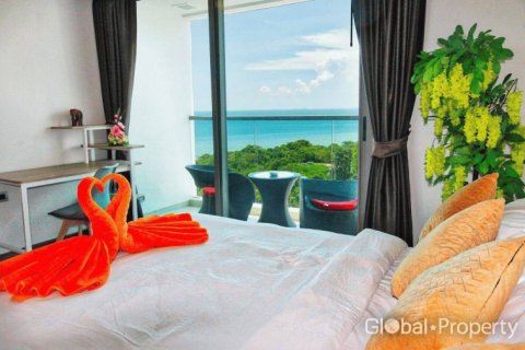 Sobre plano THE PEAK TOWERS en Pattaya, Tailandia № 9881 - foto 6