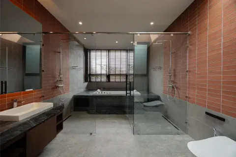 Haus in Chiang Mai, Thailand 5 Schlafzimmer № 162760 - Foto 4
