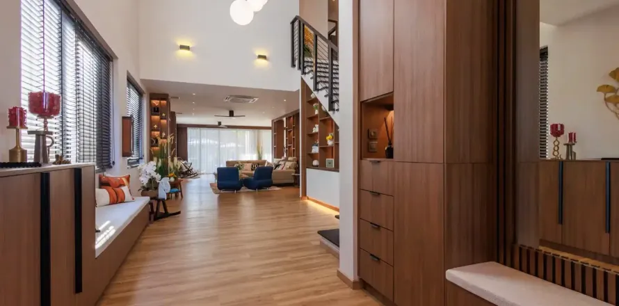Chalet de 5 dormitorios en Chiang Mai, Tailandia № 162758