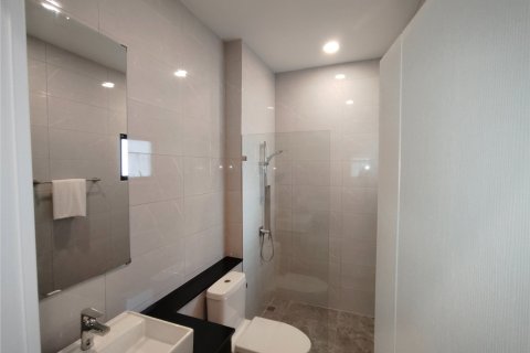 Casa de 4 dormitorios en Chiang Mai, Tailandia № 162761 - foto 14