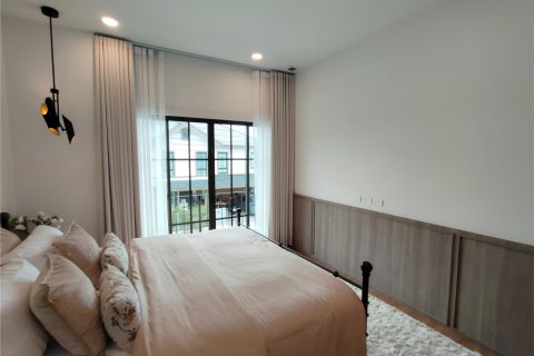 Casa de 4 dormitorios en Chiang Mai, Tailandia № 162761 - foto 11