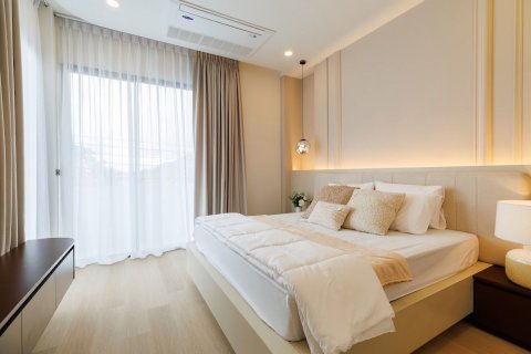 Chalet de 5 dormitorios en Chiang Mai, Tailandia № 162759 - foto 7
