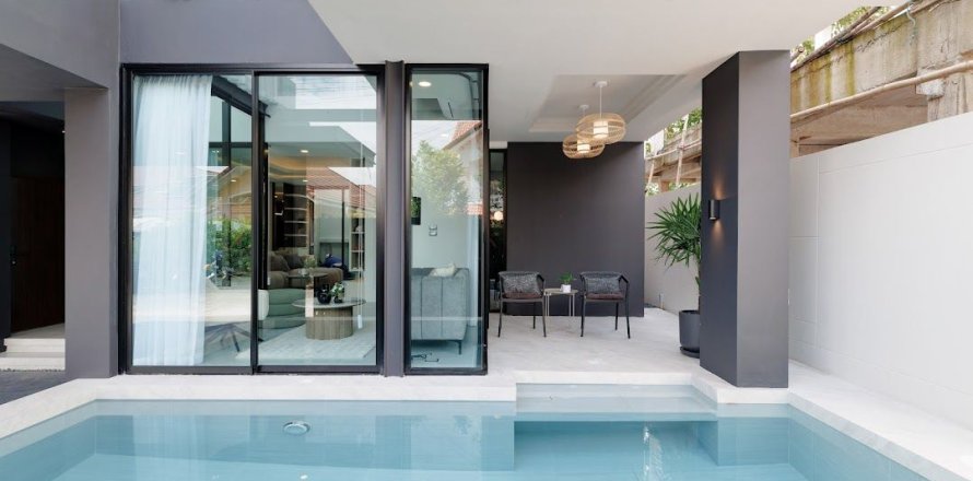 Chalet de 5 dormitorios en Chiang Mai, Tailandia № 162759