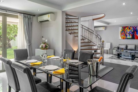 Casa de 4 dormitorios en Chiang Mai, Tailandia № 154549 - foto 3