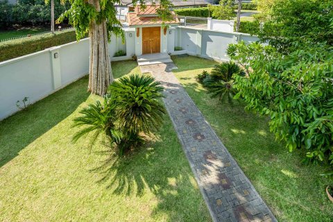 Casa de 4 dormitorios en Chiang Mai, Tailandia № 154549 - foto 27