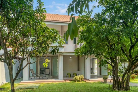 Casa de 4 dormitorios en Chiang Mai, Tailandia № 154549 - foto 9